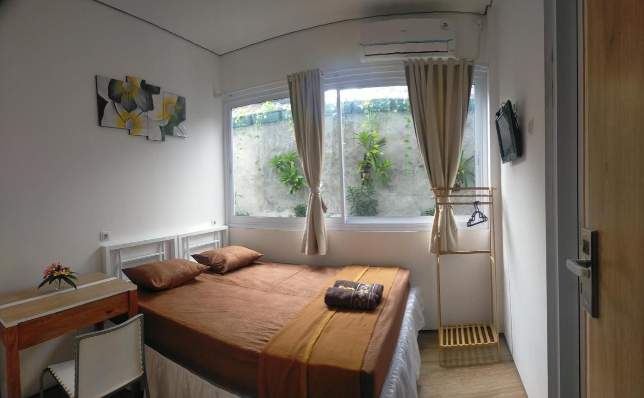 Rion Hostel Богор Екстериор снимка