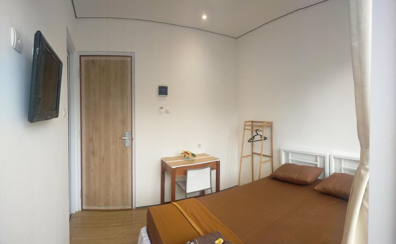 Rion Hostel Богор Екстериор снимка