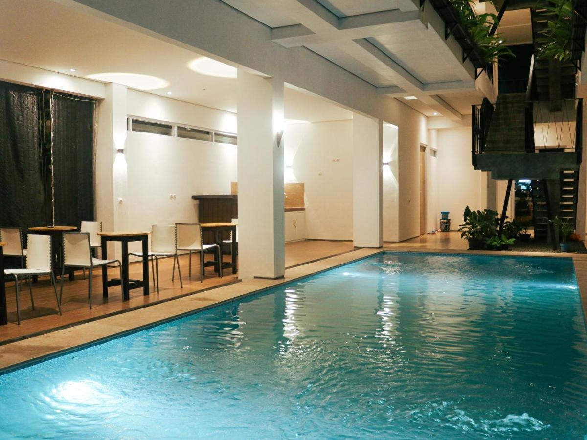 Rion Hostel Богор Екстериор снимка